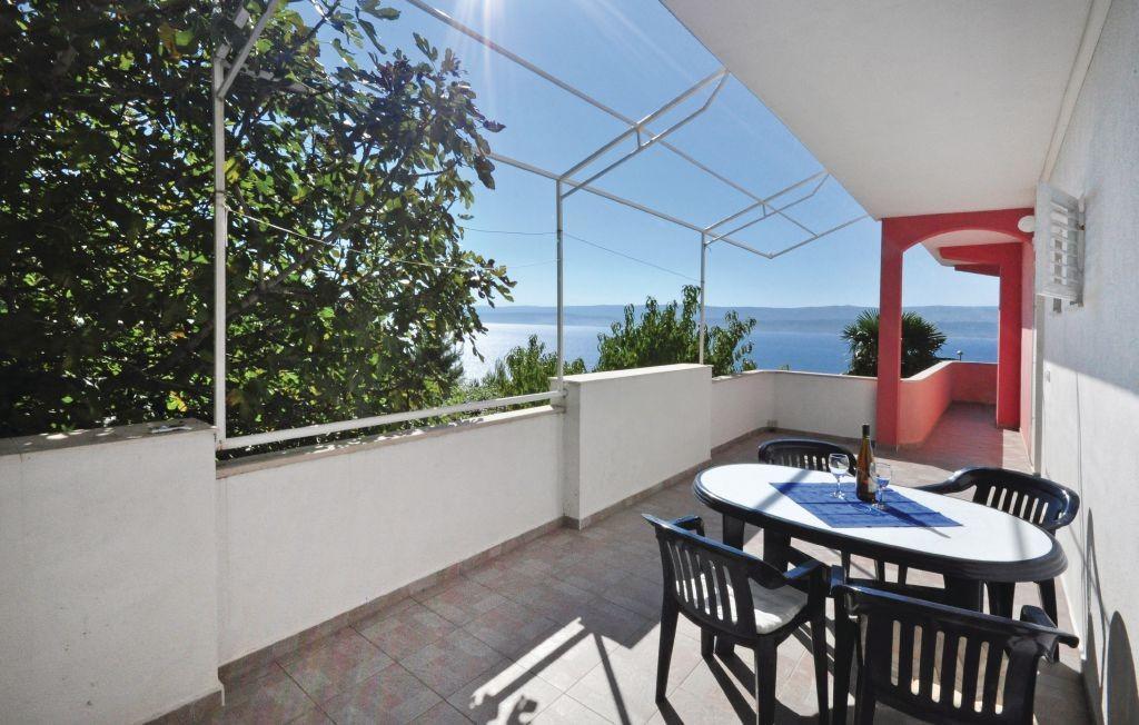 Apartments Coko Omis Bagian luar foto